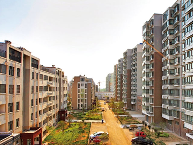 陽臺(tái)分體壁掛太陽能熱水工程