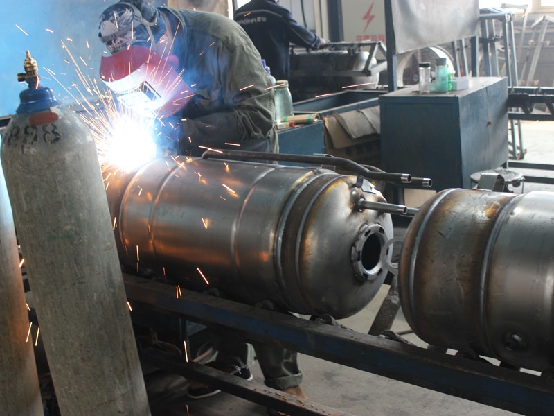 焊接生產(chǎn)線